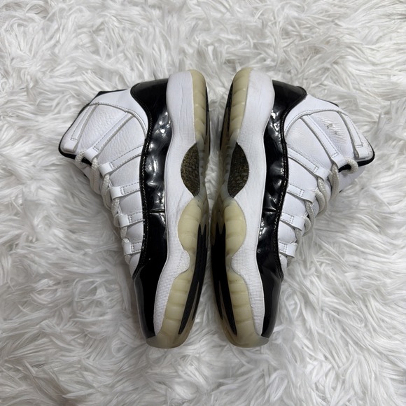Air Jordan‎ 11  DMP Gratitude Sz 7Y Black White Mid Sneakers Shoes 378038-170 main image 5